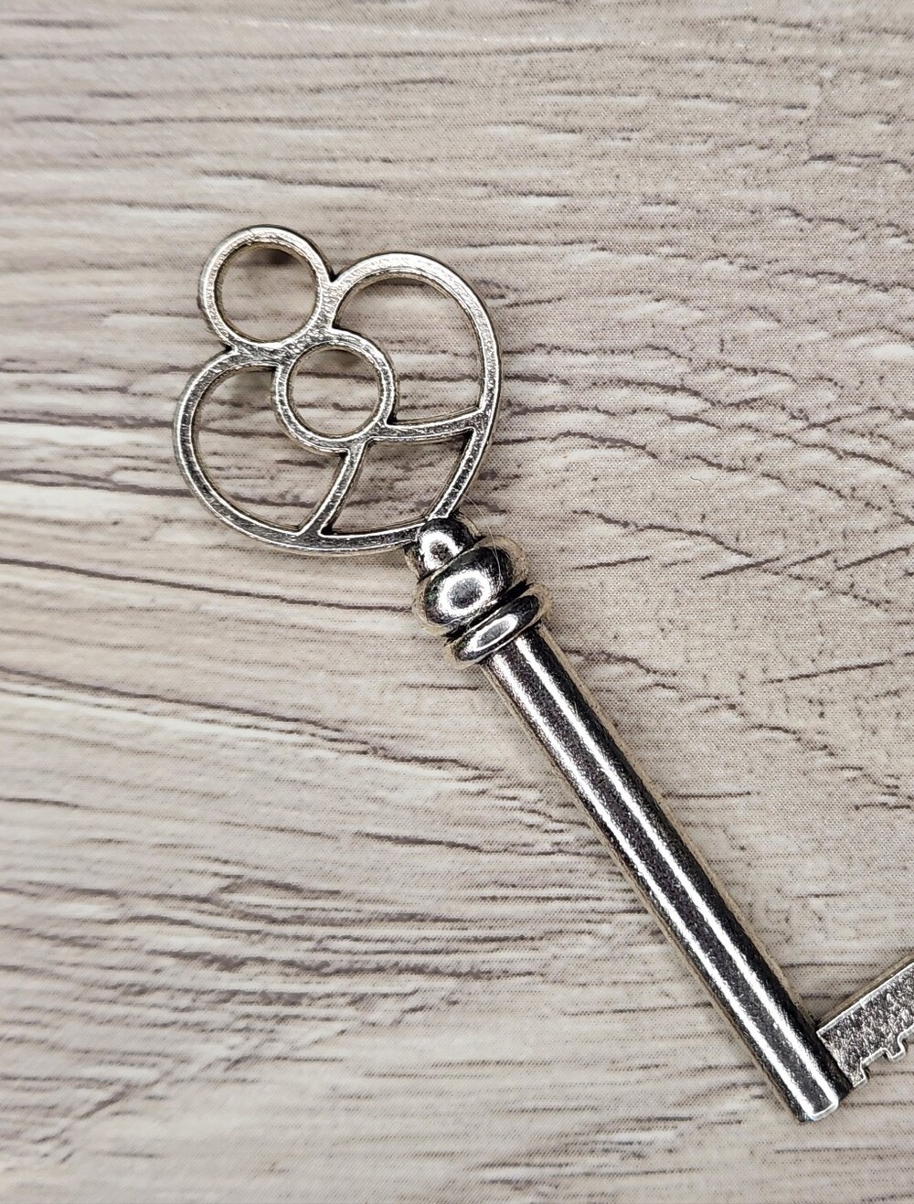 5/$10 Victorian Style Decor Key K6
